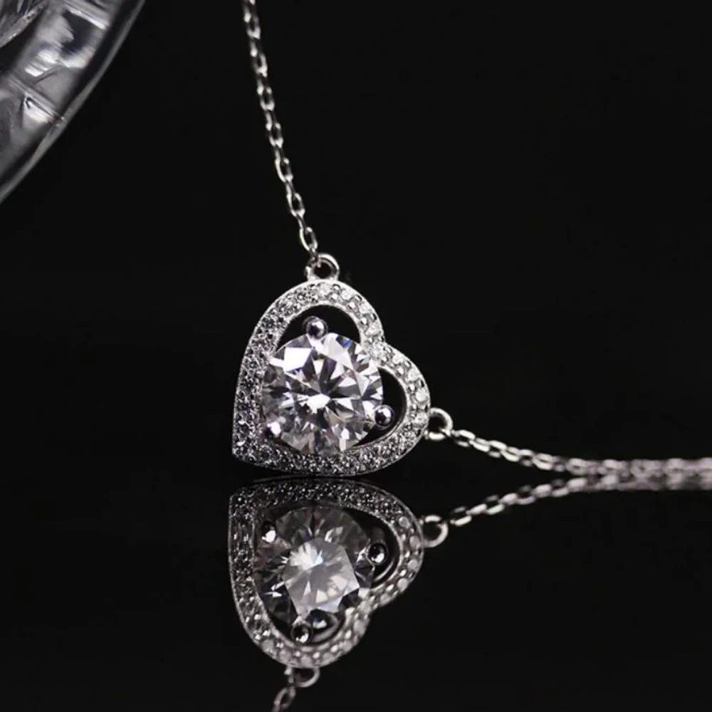 Certified 1ct. t.w. Moissanite Diamond Heart Necklace NEW - Picture 1 of 13
